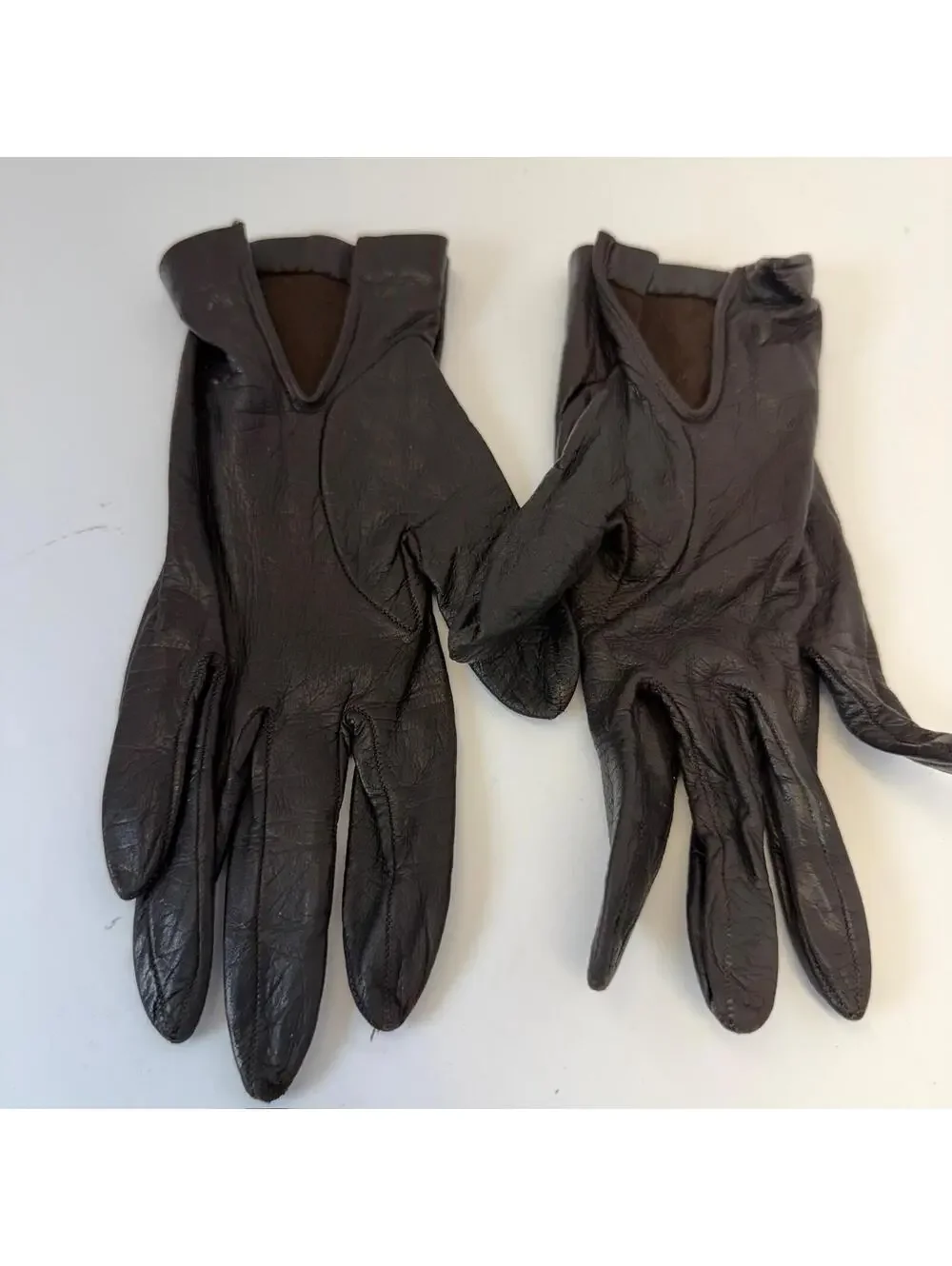 Black Leather Gloves 100% Silk Lined‎ Women's Size Unknown
